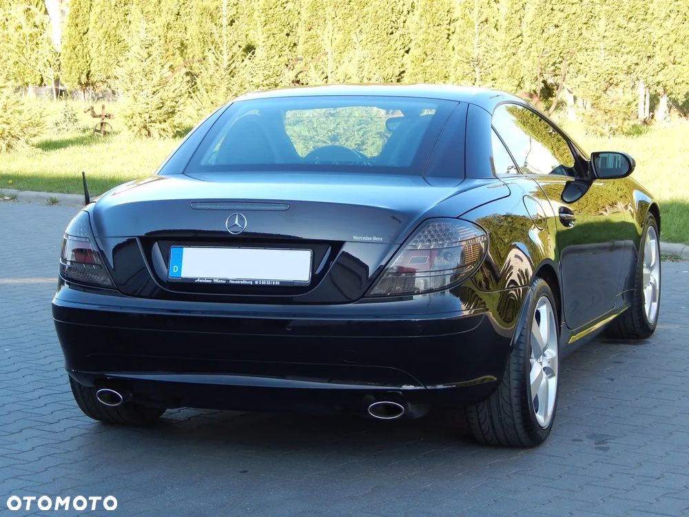 Mercedes-Benz SLK 300 7G-TRONIC - 10