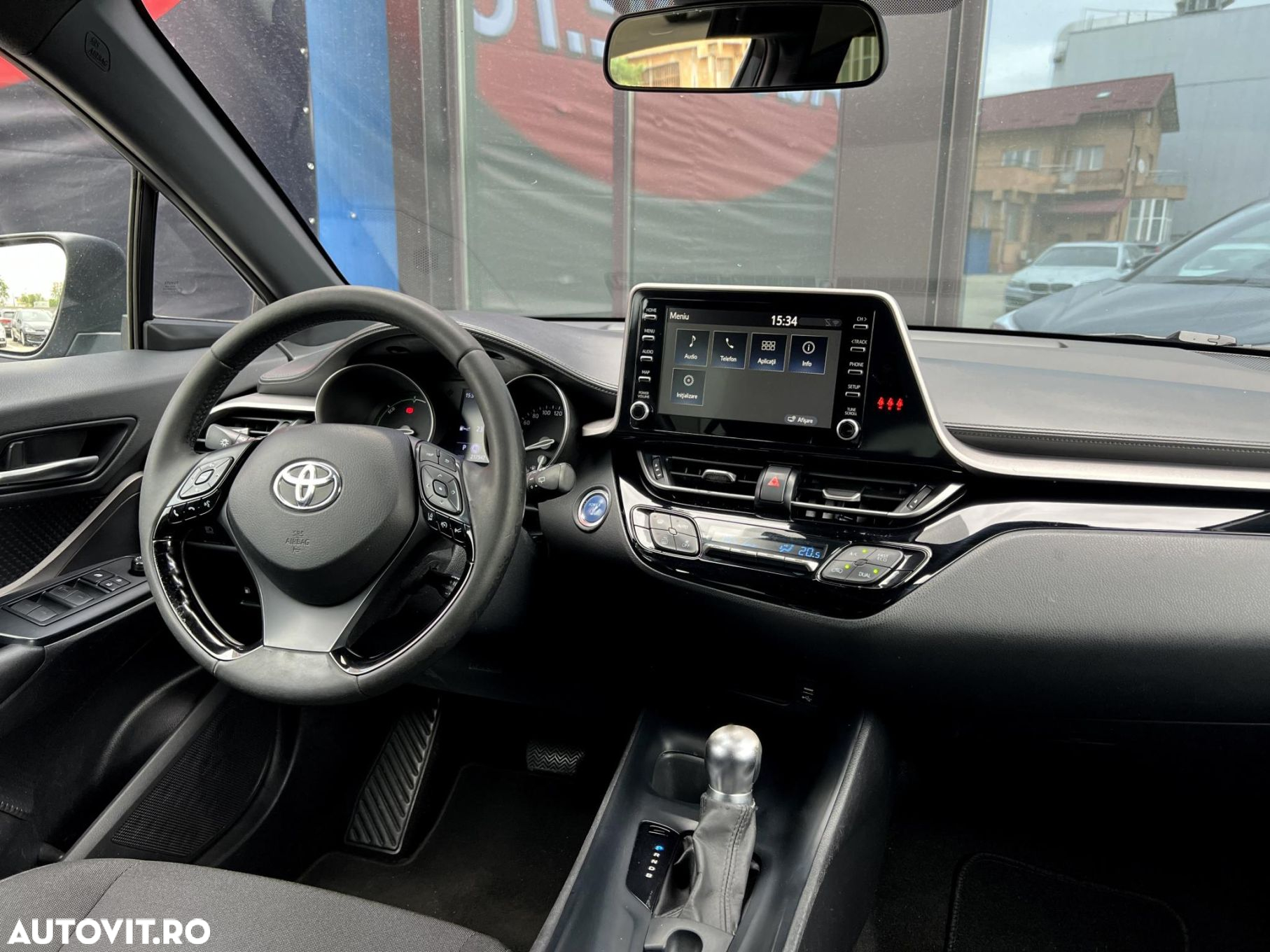 Toyota C-HR - 8