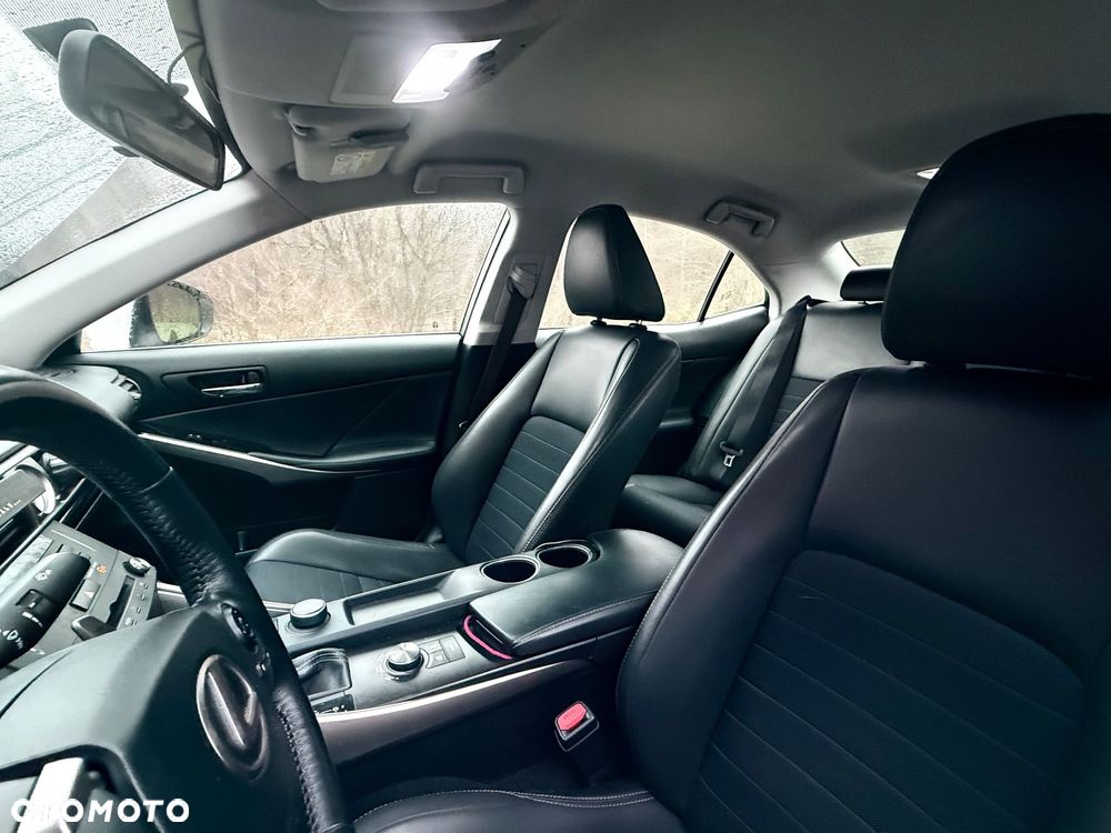 Lexus IS 250 Elegance - 20