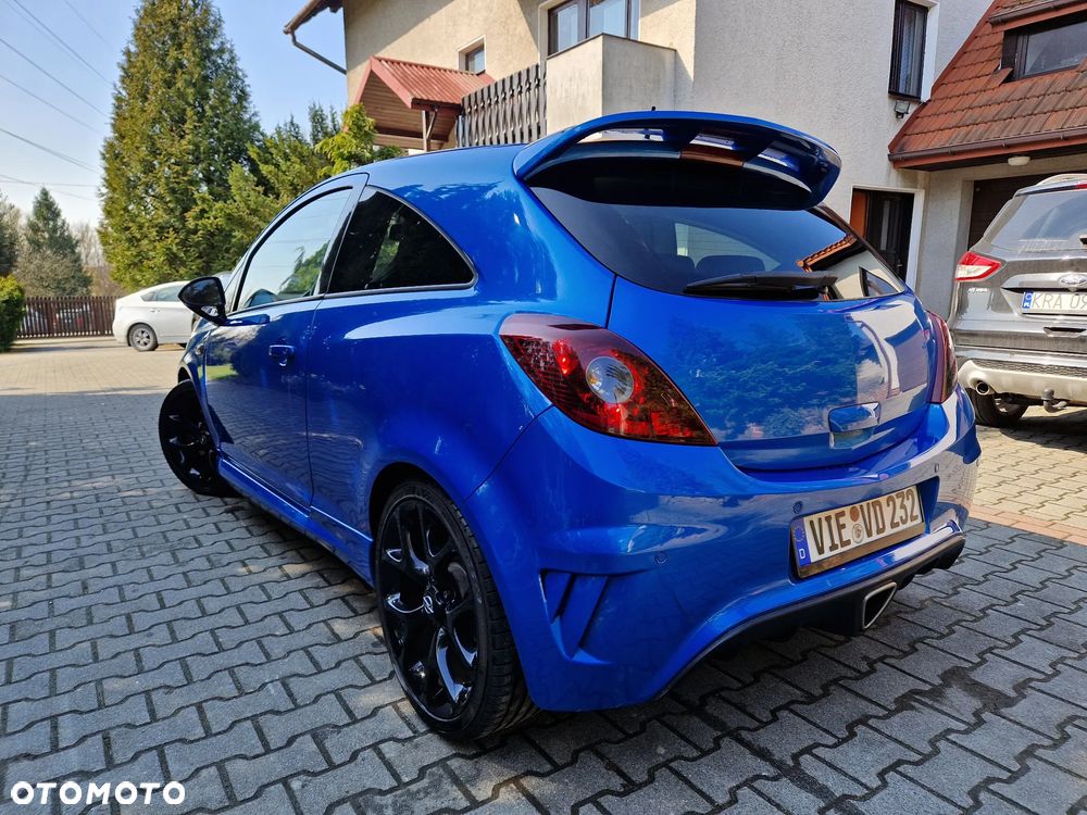 Opel Corsa - 4