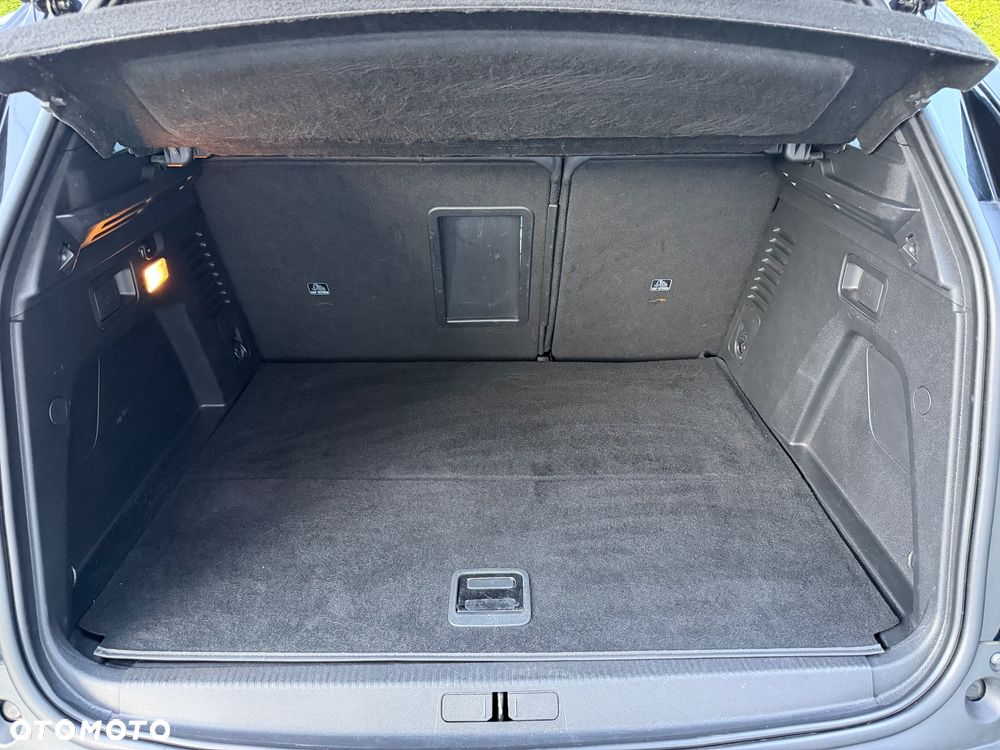 Peugeot 3008 1.6 PureTech Hybrid4 PHEV GT Pack S&S EAT8 - 37