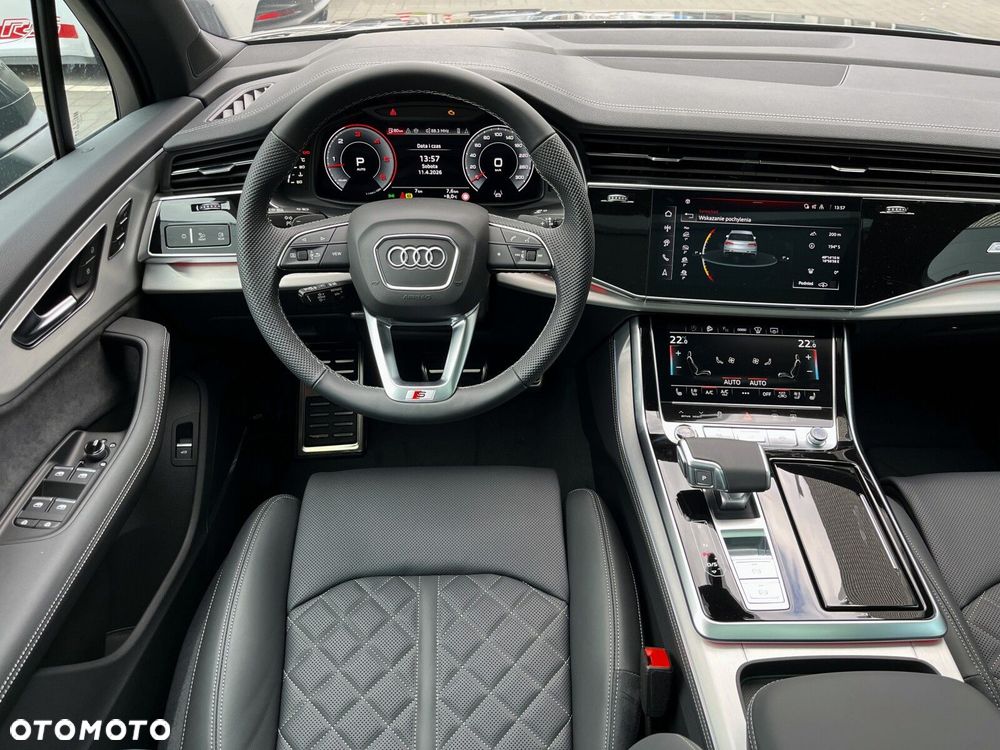 Audi Q7 - 13