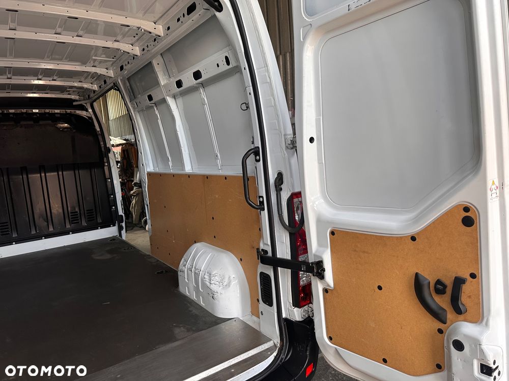 Renault Master - 15