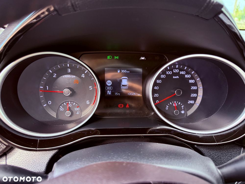 Kia Ceed 1.6 CRDi (48V Mild-Hybrid) Platinum - 14