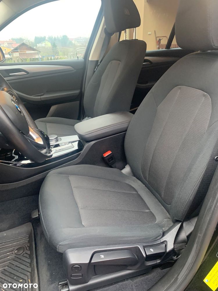 BMW X3 xDrive20i - 6