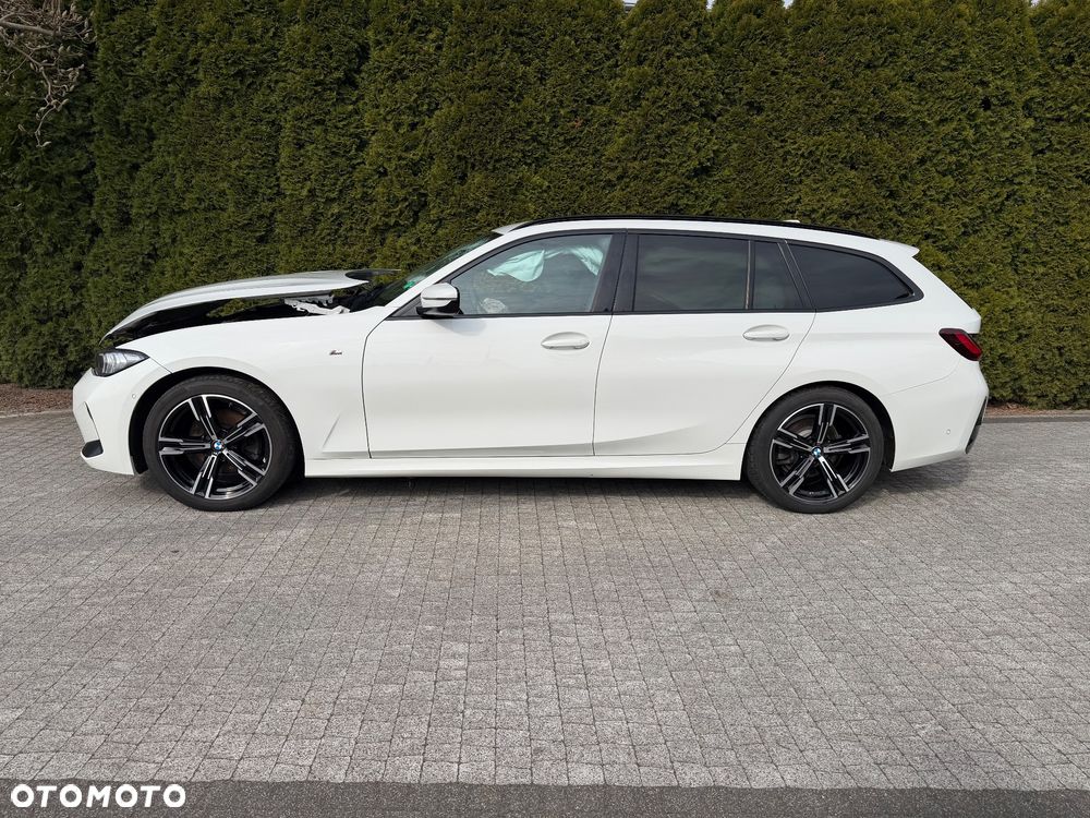 BMW Seria 3 320d xDrive Edition M Sport Shadow - 8