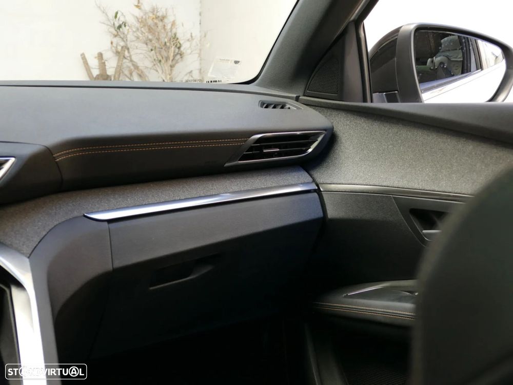 Peugeot 3008 1.5 BlueHDi GT Line EAT8 - 29