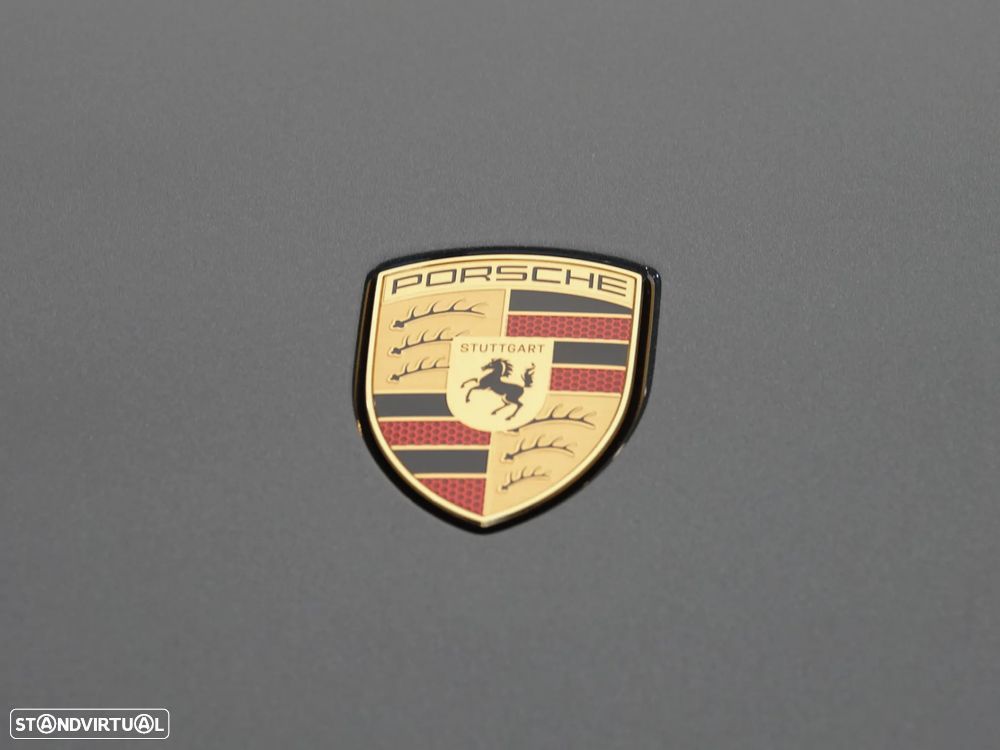 Porsche Macan Electric 4 - 14