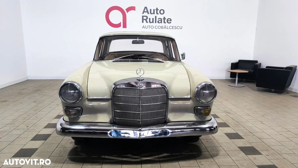 Mercedes-Benz A 200 - 11