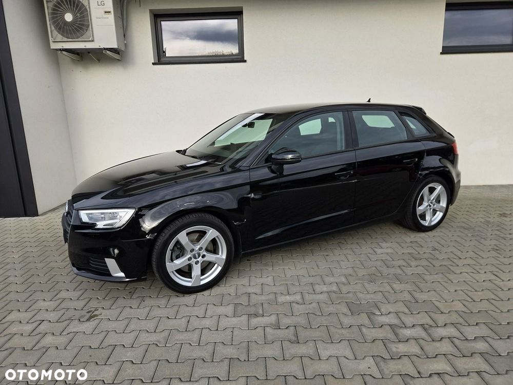 Audi A3 Sportback - 15