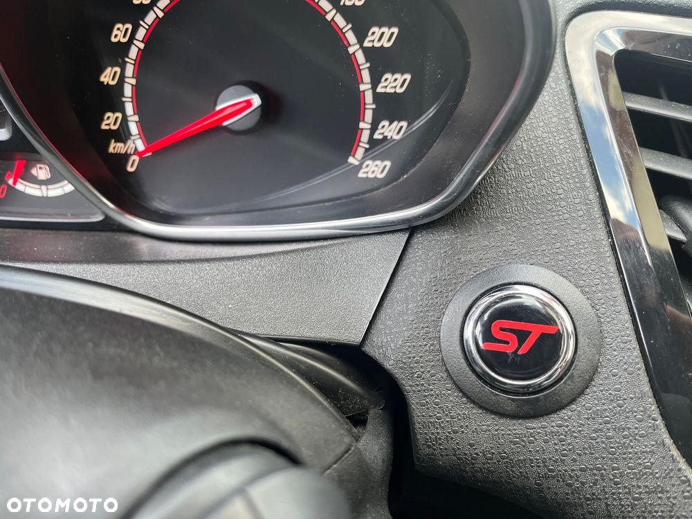 Ford Fiesta 1.6 EcoBoost ST - 26