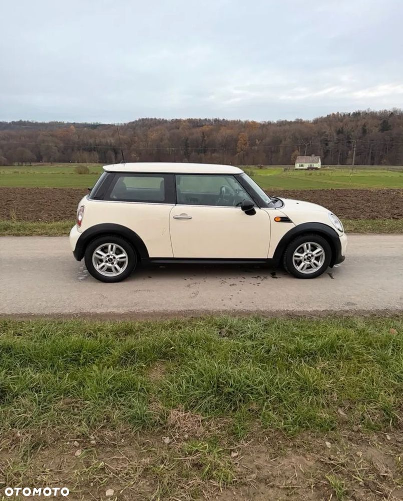 MINI ONE Minimalism - 6