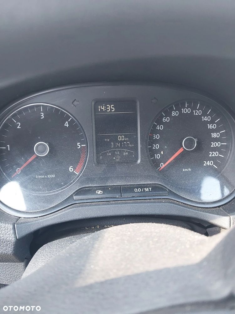 Volkswagen AMAROK - 2