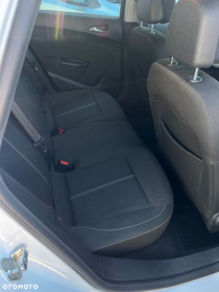 Opel Astra 1.4 Turbo Edition - 21