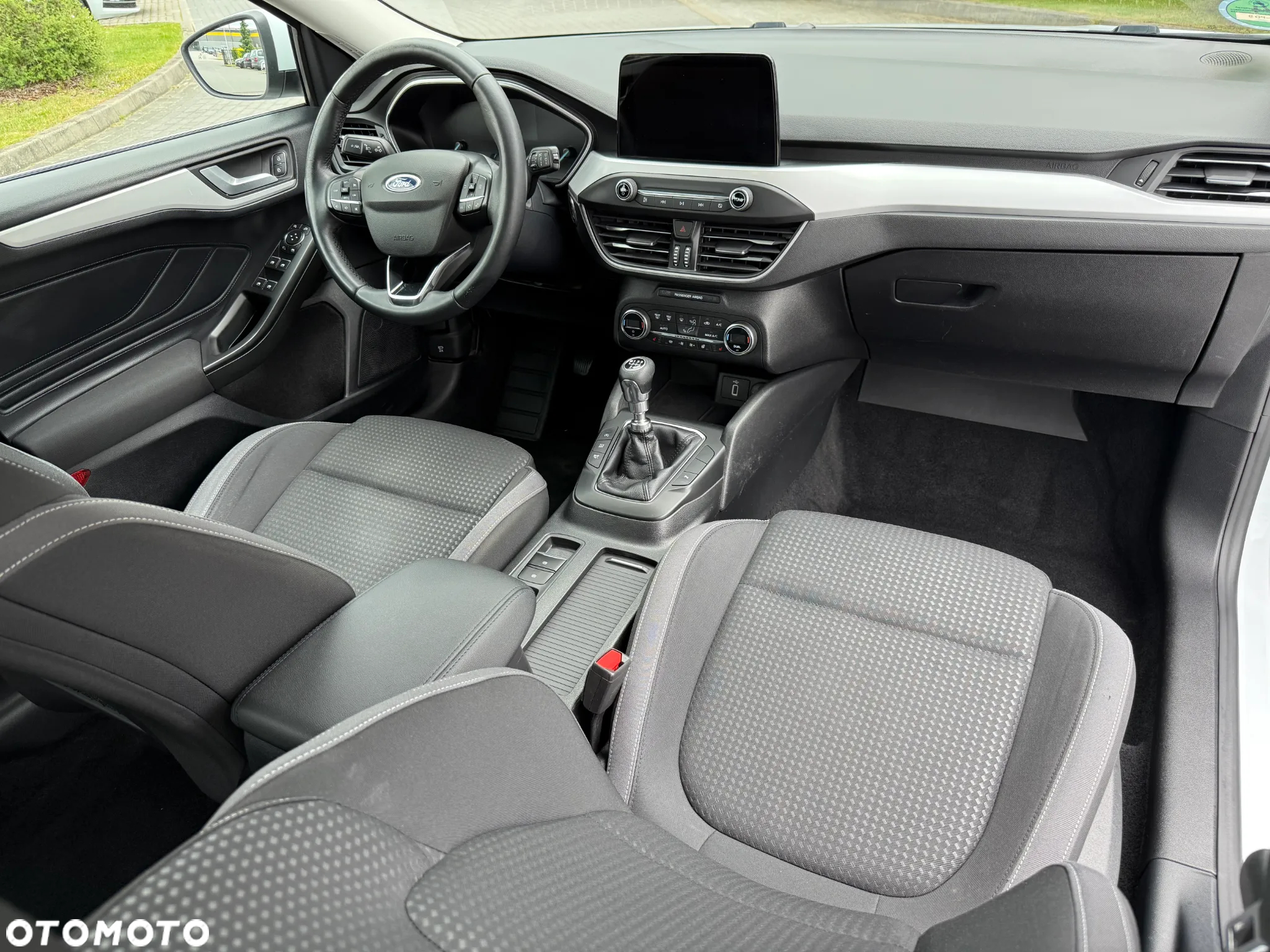 Ford Focus Turnier 1.5 EcoBlue Start-Stopp-System COOL&CONNECT - 18