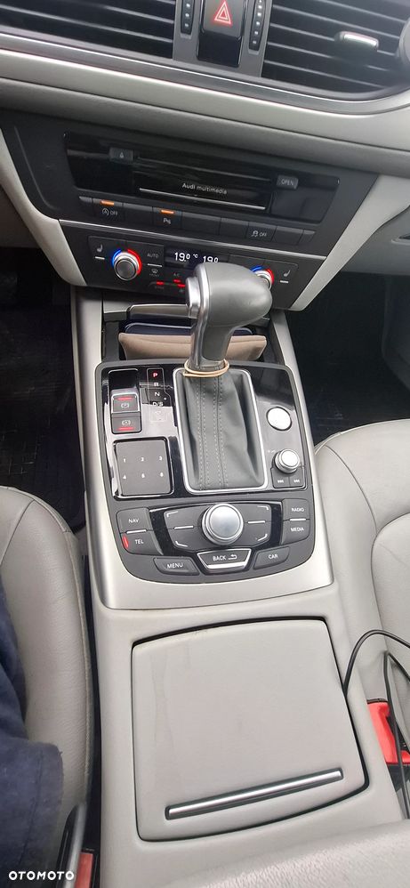 Audi A6 Avant 3.0 TDI DPF quattro S tronic - 20