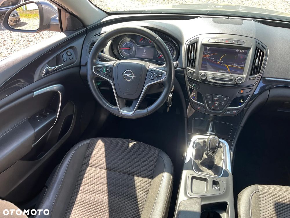 Opel Insignia - 19