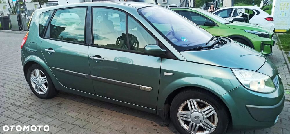 Renault Scenic 2.0 Confort Expression - 8