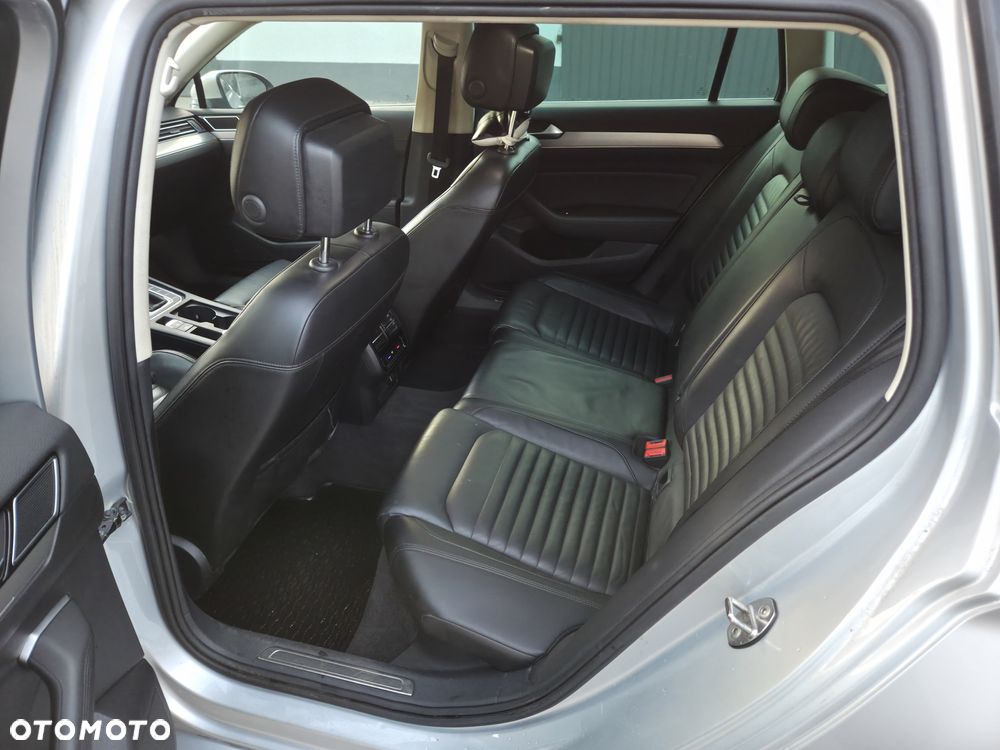 Volkswagen Passat 2.0 TDI BMT Highline DSG7 - 10
