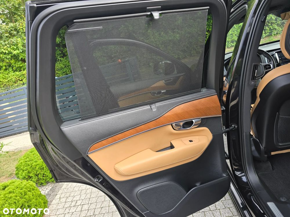 Volvo XC 90 D5 SCR AWD Inscription - 17
