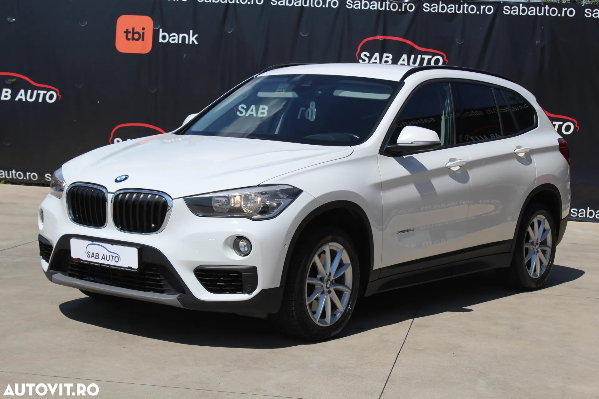 BMW X1 xDrive20d AT - 2