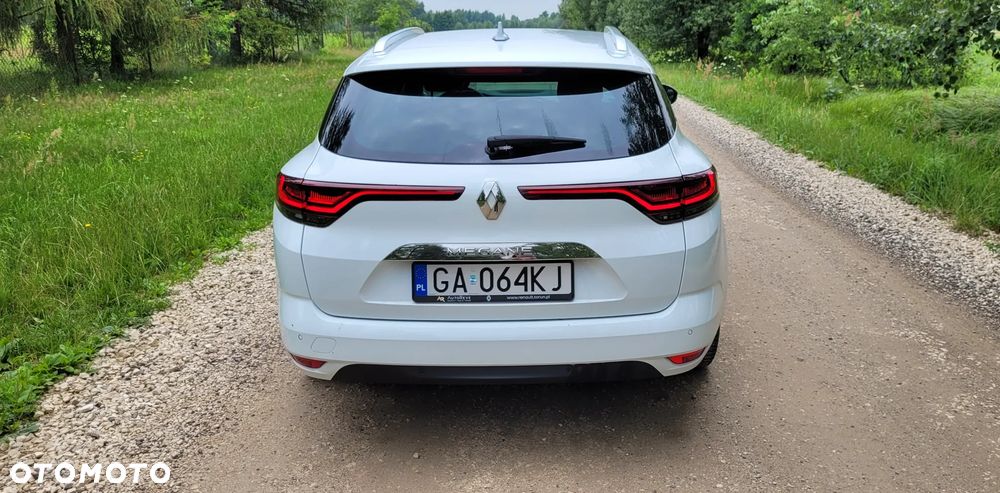 Renault Megane 1.5 Blue dCi Intens EDC - 9