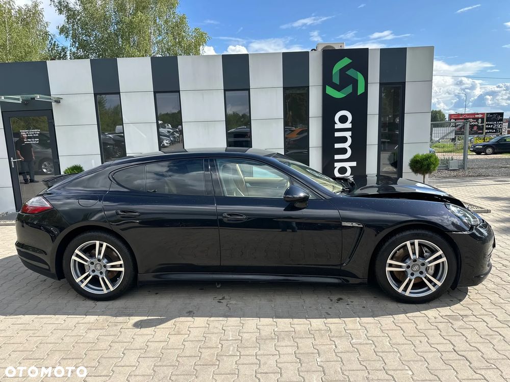Porsche Panamera 4S - 5