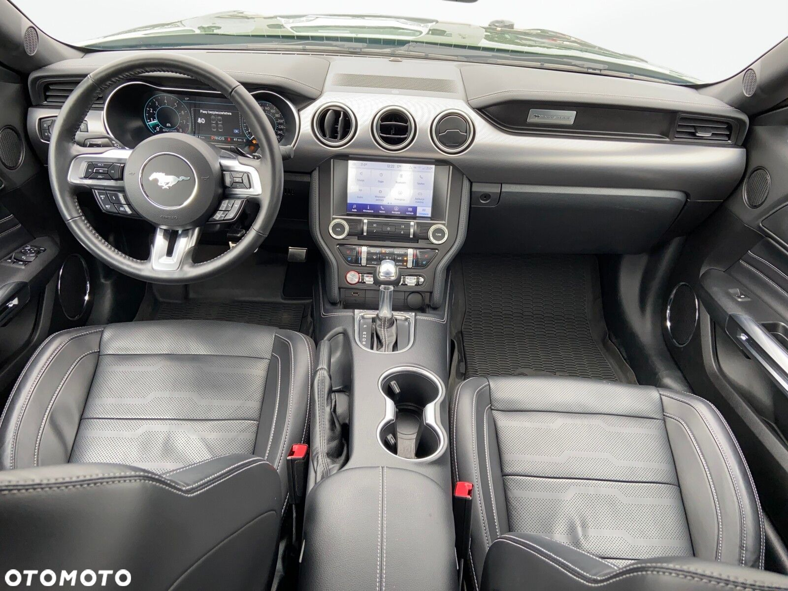 Ford Mustang 5.0 V8 GT - 10