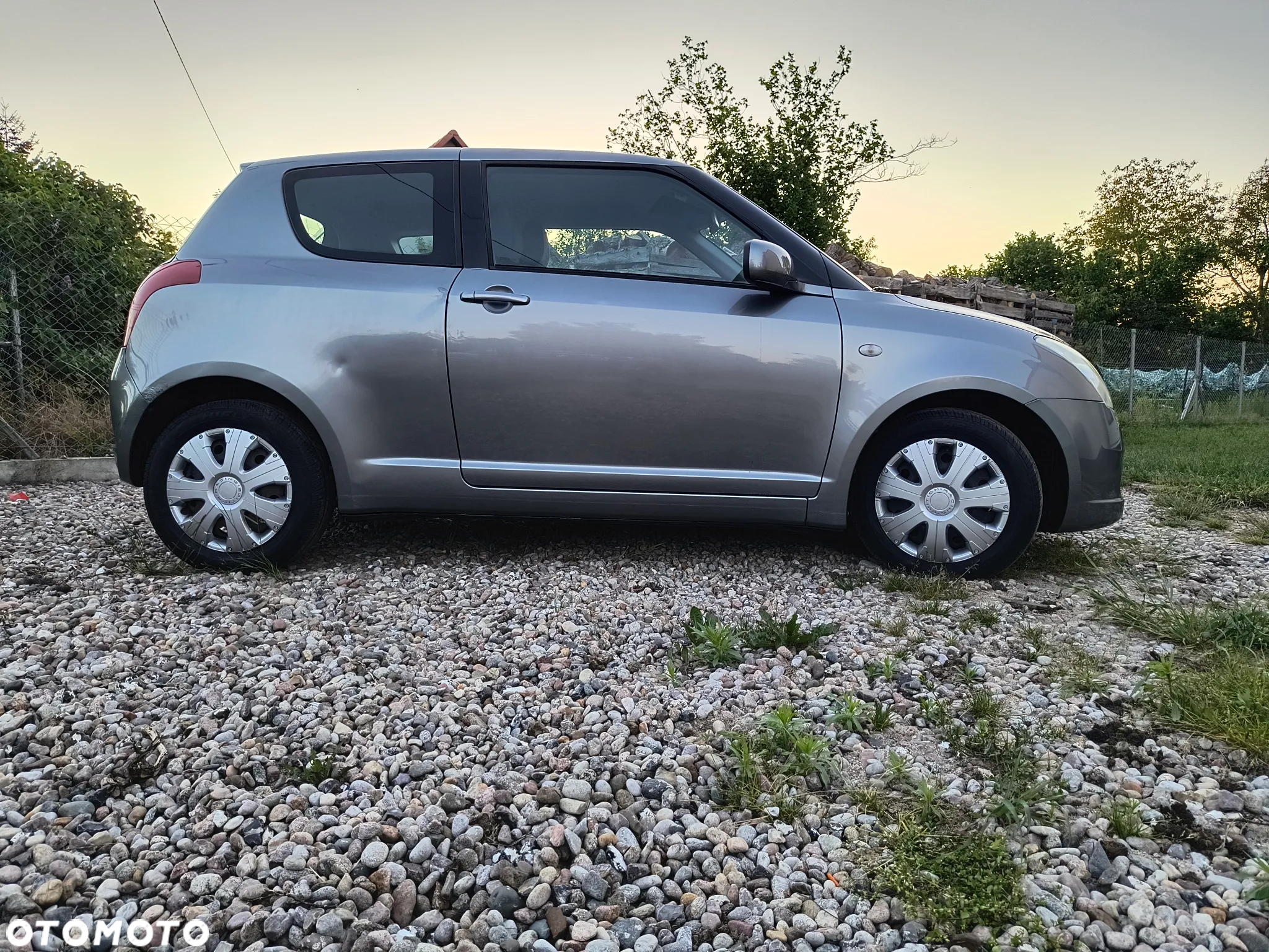 Suzuki Swift - 21