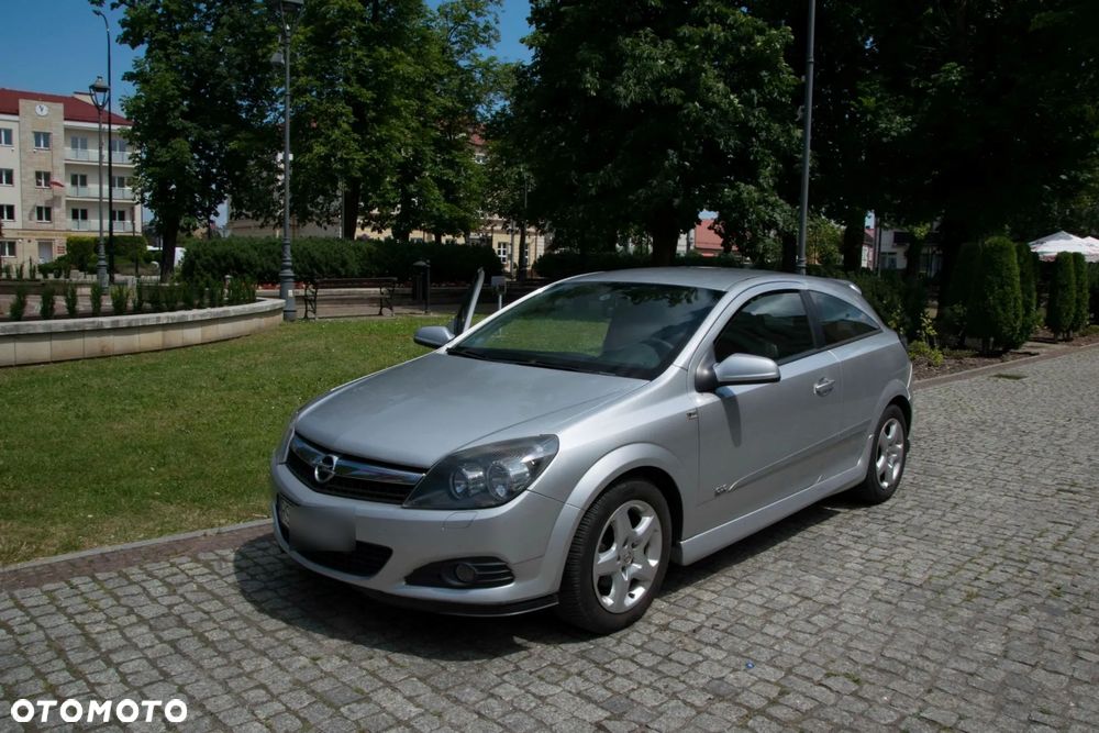 Opel Astra 1.6 Essentia - 19