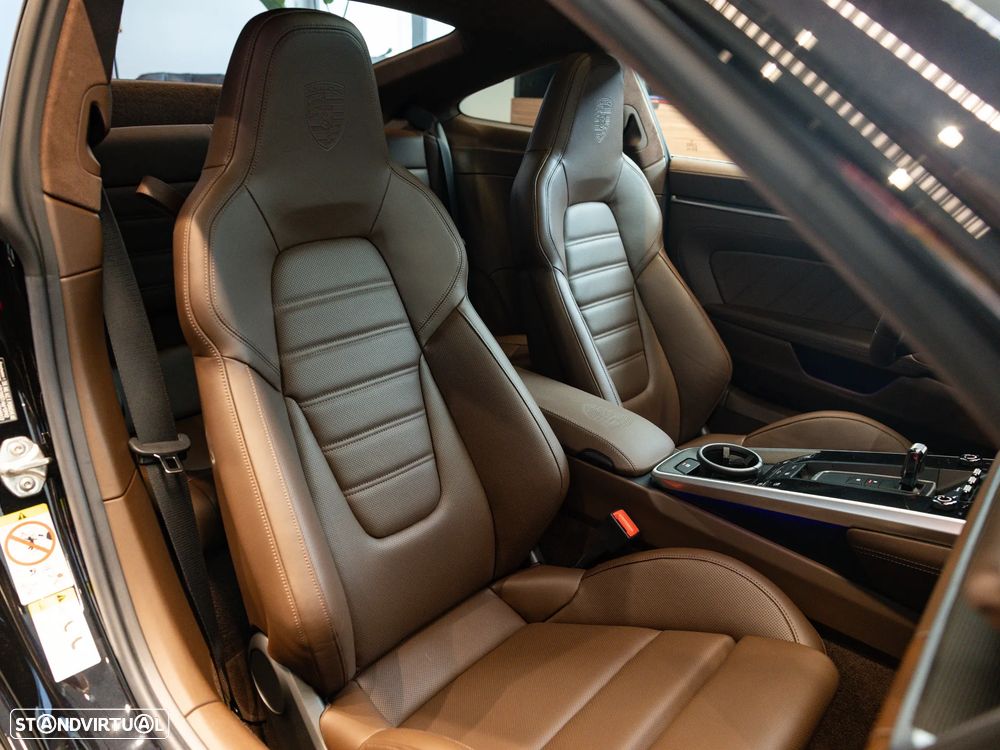 Porsche 911 (992) Turbo S PDK - 49