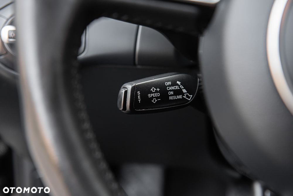 Audi A4 Avant 2.0 TDI ultra S tronic sport - 20