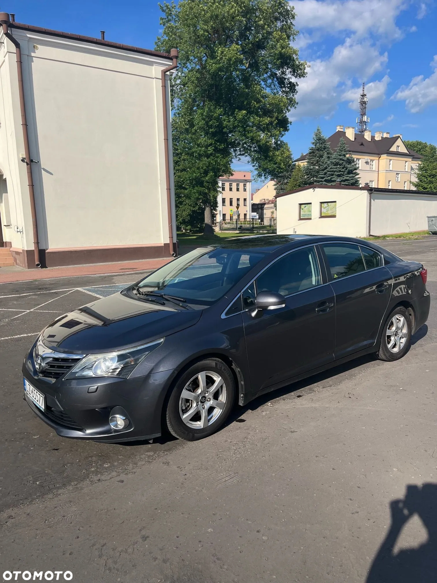 Toyota Avensis 2.0 D-4D Luna - 2