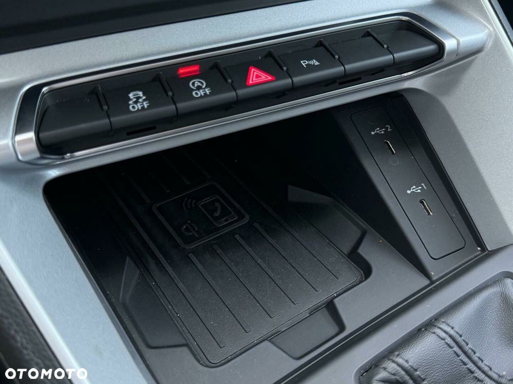 Audi Q3 - 24