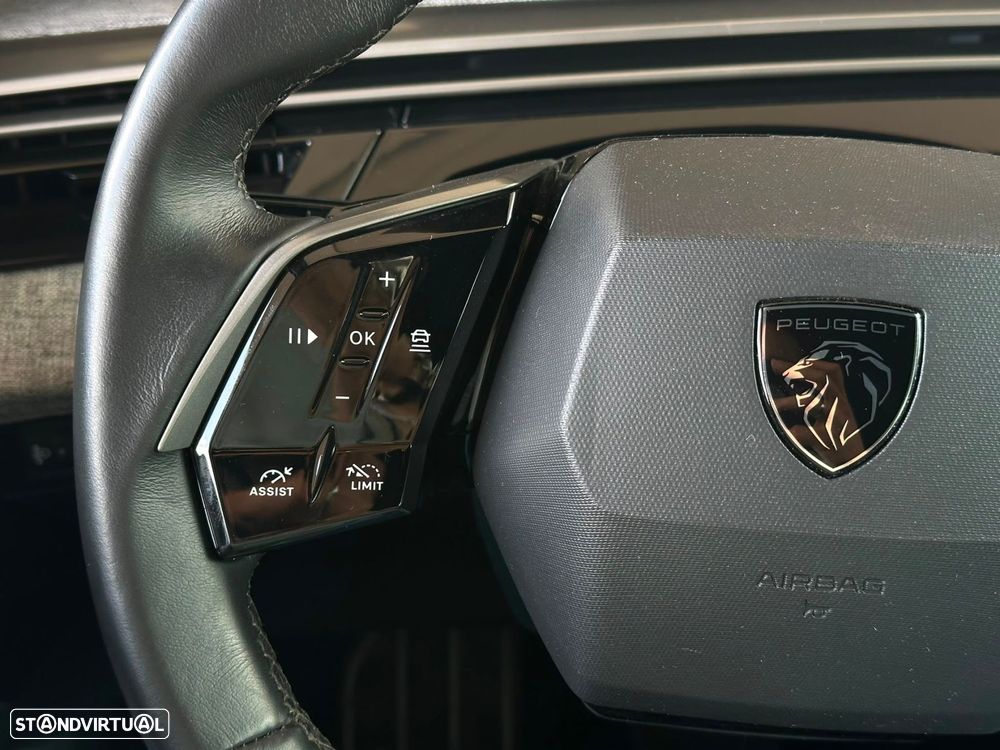 Peugeot 3008 1.2 Hybrid Allure e-DCS6 - 19