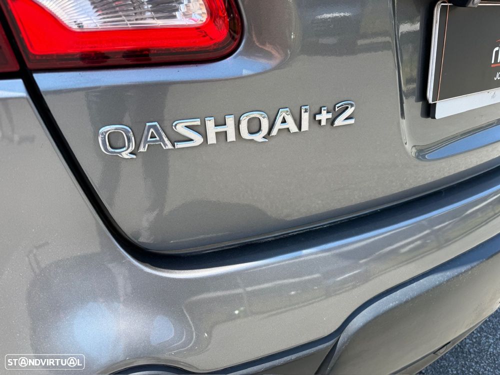 Nissan Qashqai +2 - 21
