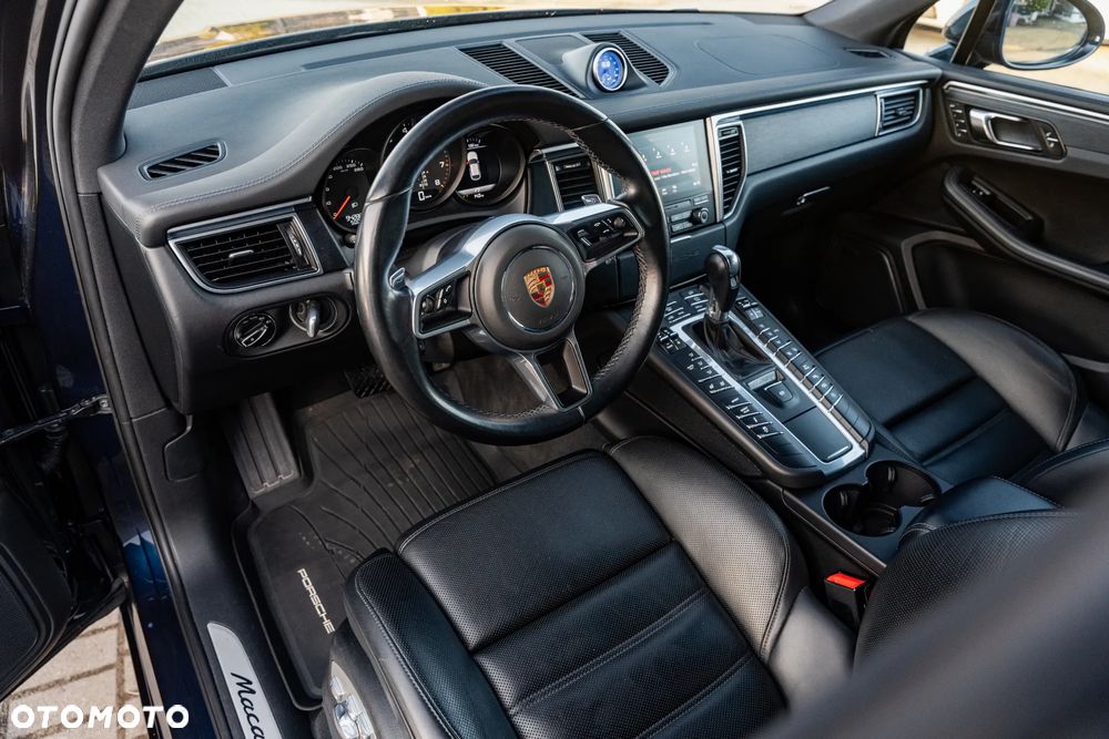 Porsche Macan - 30