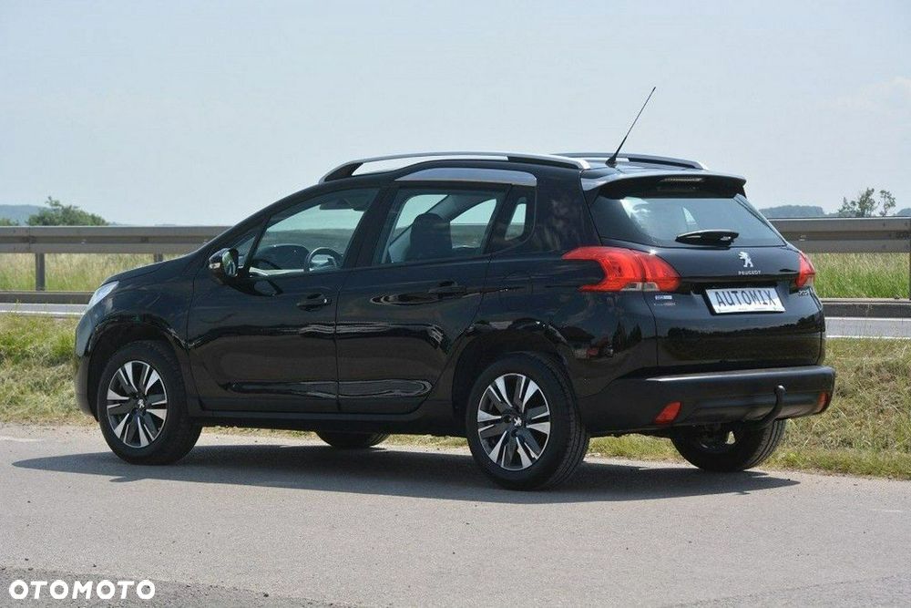 Peugeot 2008 1.2 Pure Tech Access - 4