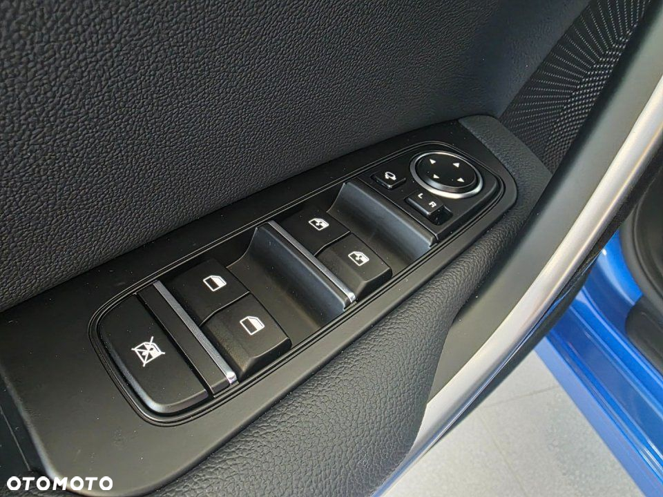 Kia Ceed - 32