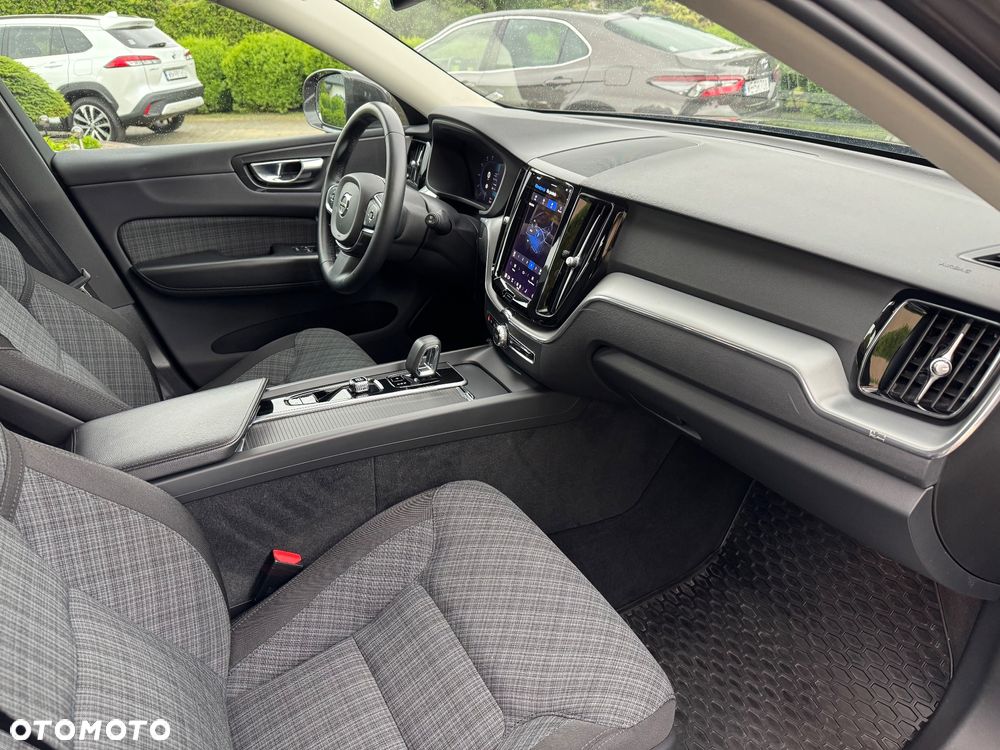 Volvo XC 60 B4 B Core - 17