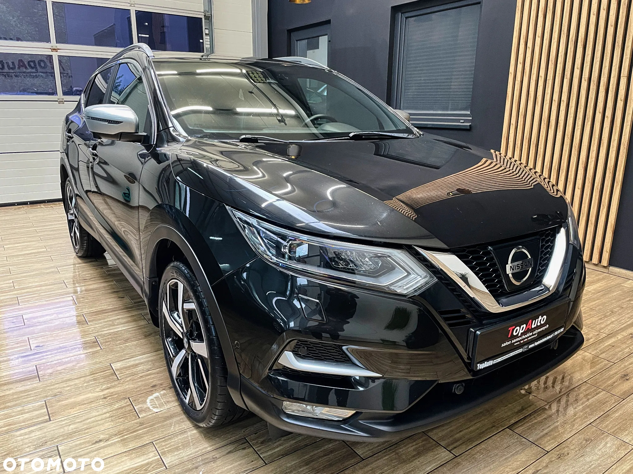 Nissan Qashqai 1.2 DIG-T Tekna+ - 4