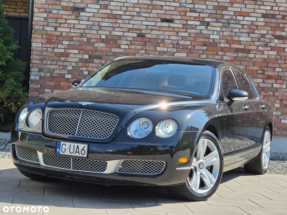 Bentley Flying Spur - 32