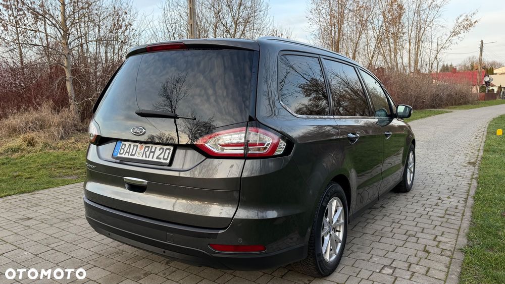 Ford Galaxy 2.0 EcoBlue Twin-Turbo Titanium - 8