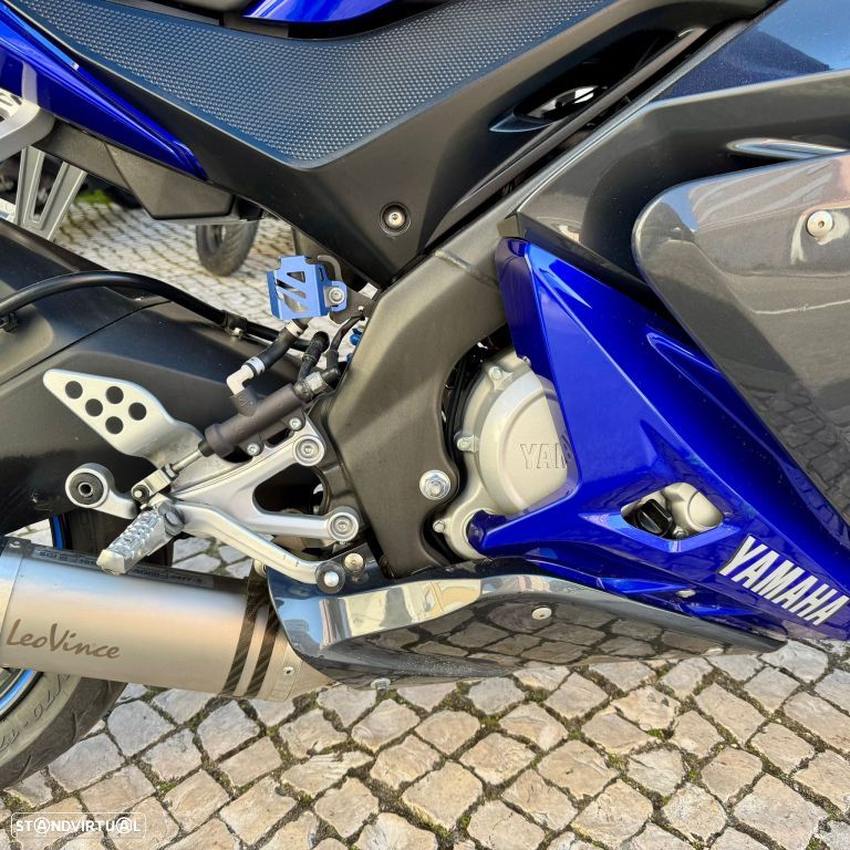 Yamaha YZF 125 - 25