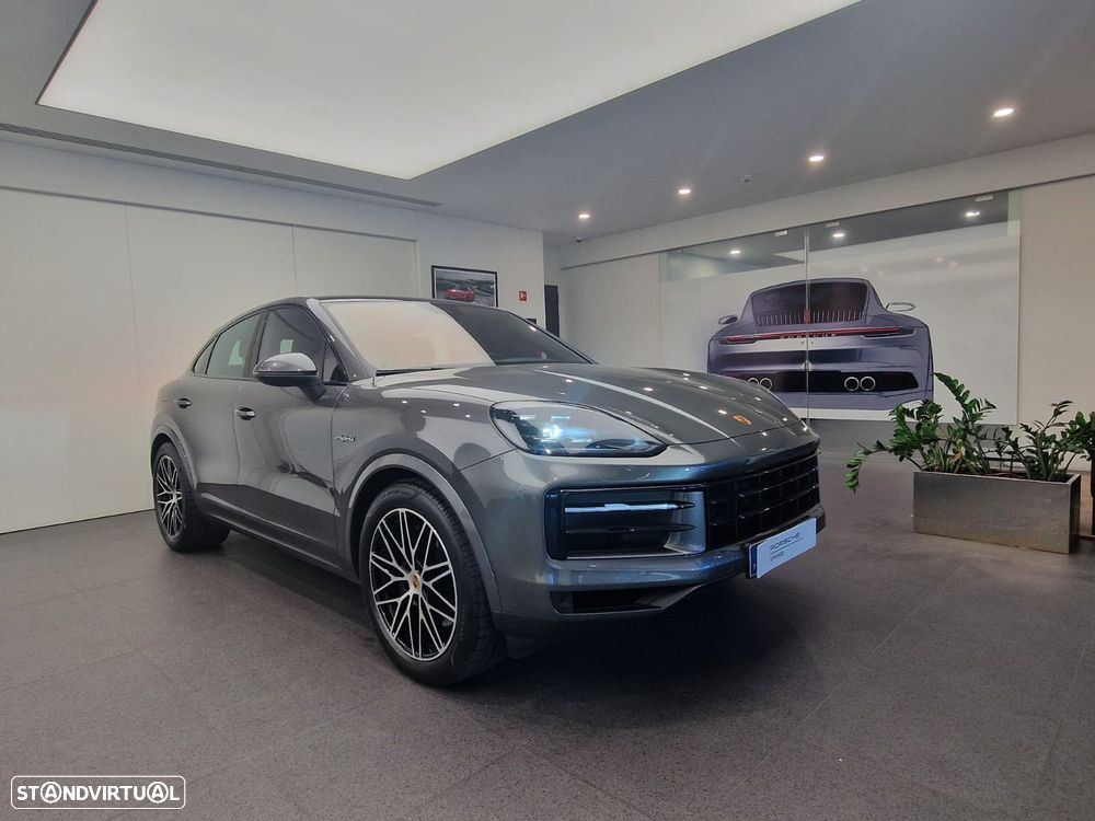 Porsche Cayenne Coupé E-Hybrid - 9