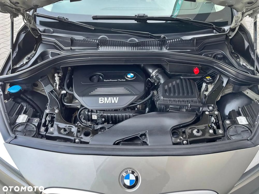 BMW Seria 2 218i Luxury Line - 12