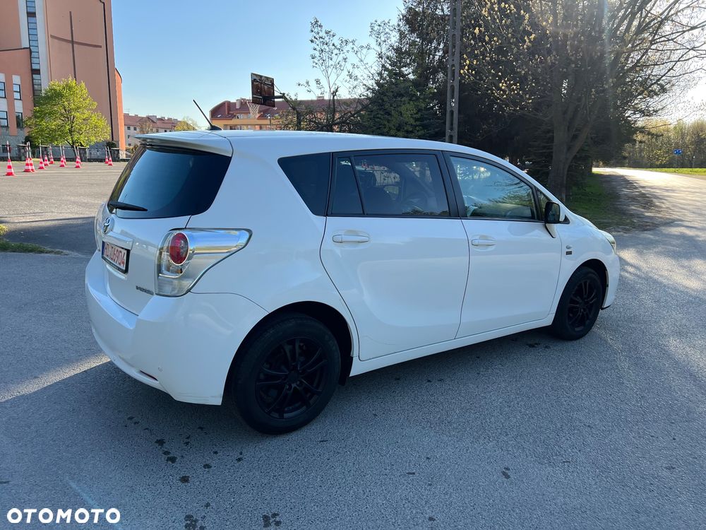 Toyota Verso 1.8 5-Sitzer Executive - 27