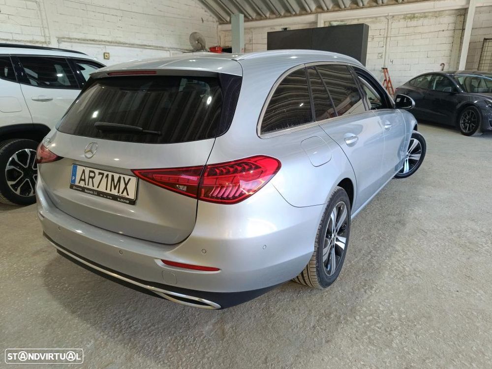 Mercedes-Benz C 300 e - 4
