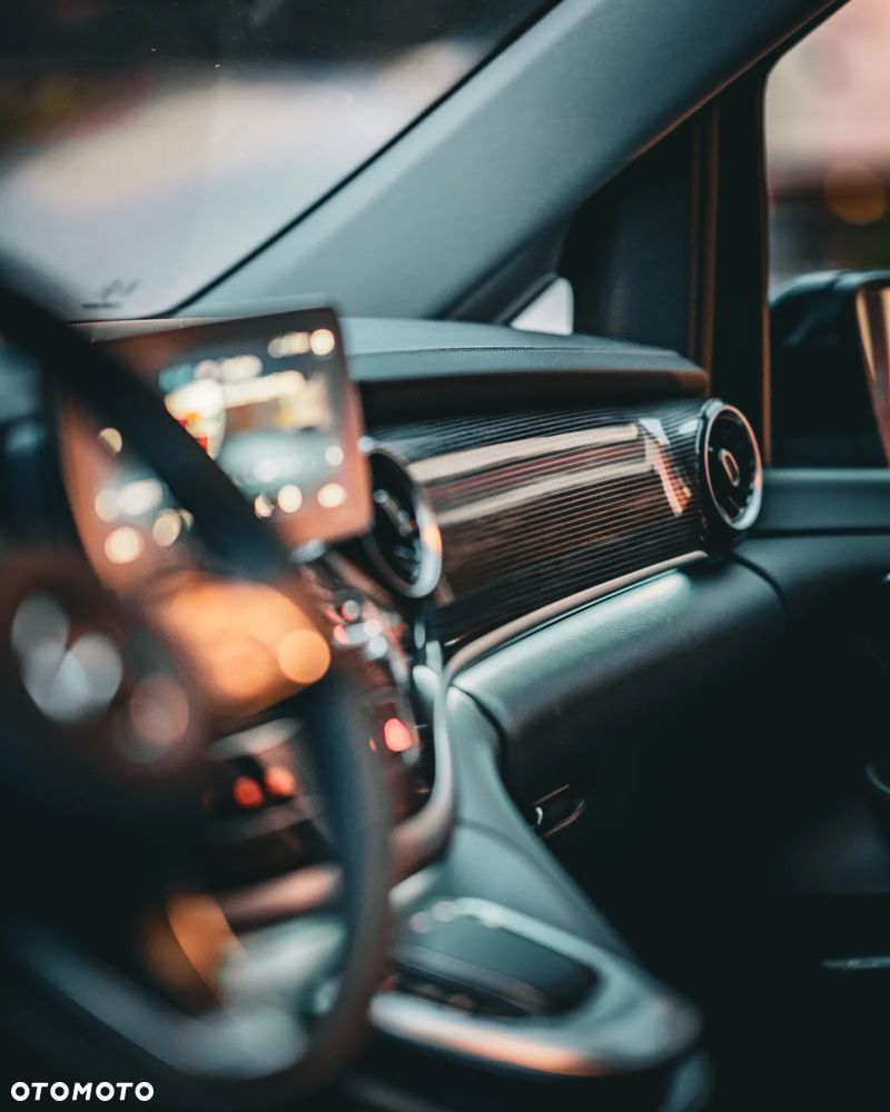 Mercedes-Benz Klasa V 300 d 4-Matic 9G-Tronic Avantgarde (d³ugi) - 6