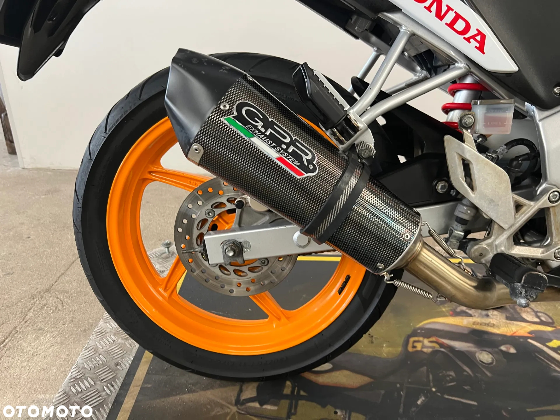 Honda CBR - 9